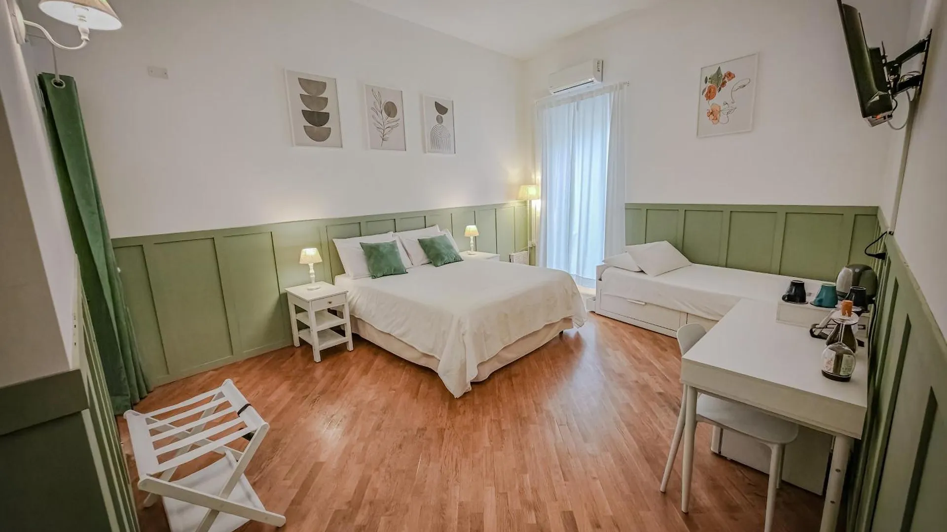 Guest house Sant'Eligio Apartments & Rooms Palermo