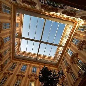 Grand Piazza Borsa Hotel