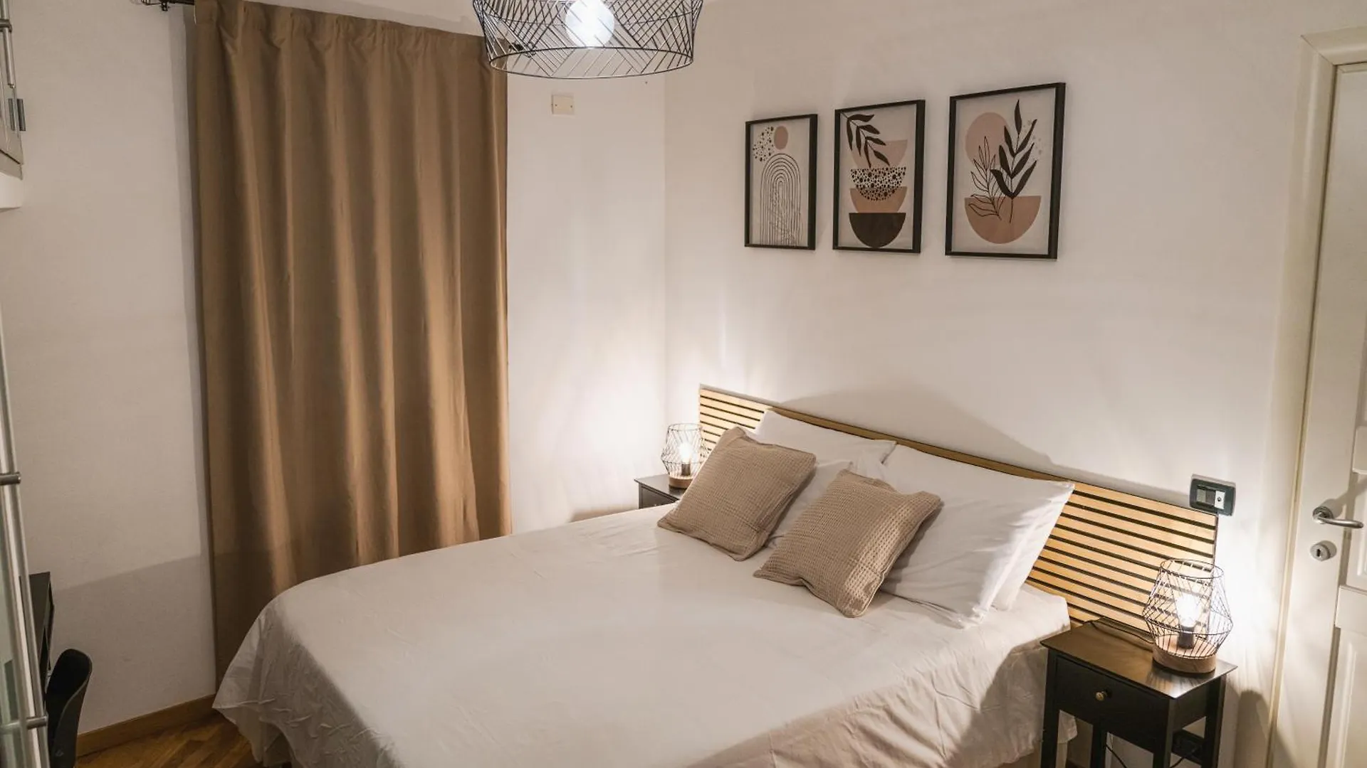 Guest house Sant'Eligio Apartments & Rooms Palermo Italy