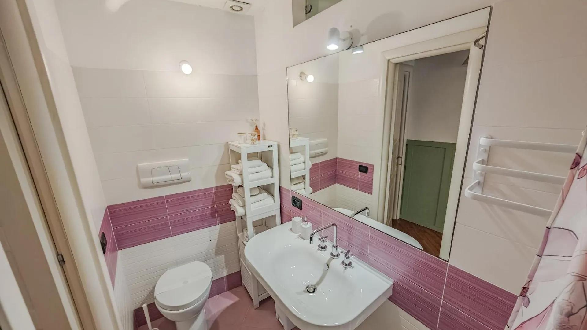 Sant'Eligio Apartments & Rooms Palermo Italy