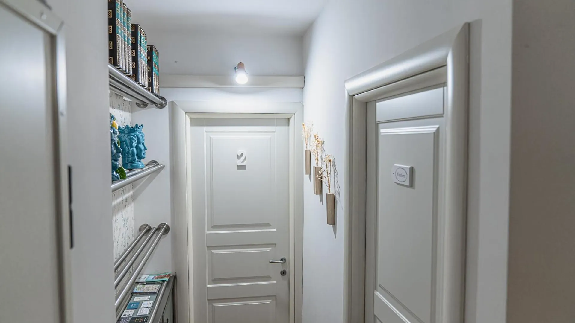 Guest house Sant'Eligio Apartments & Rooms Palermo